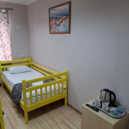 Guest House "Vladimirskaya 42" Kijów Zewnętrze zdjęcie