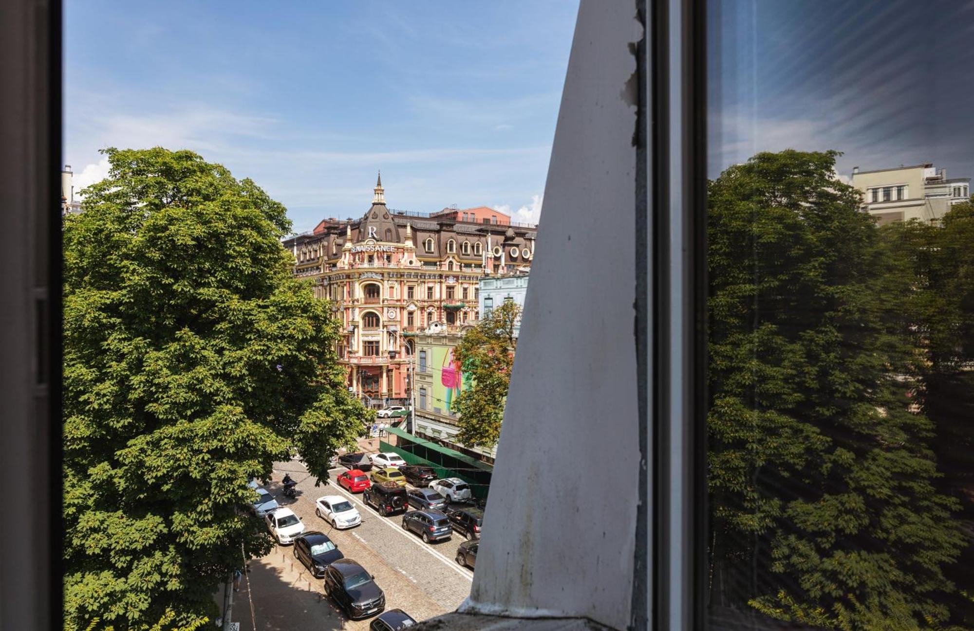 Guest House "Vladimirskaya 42" Kijów Zewnętrze zdjęcie