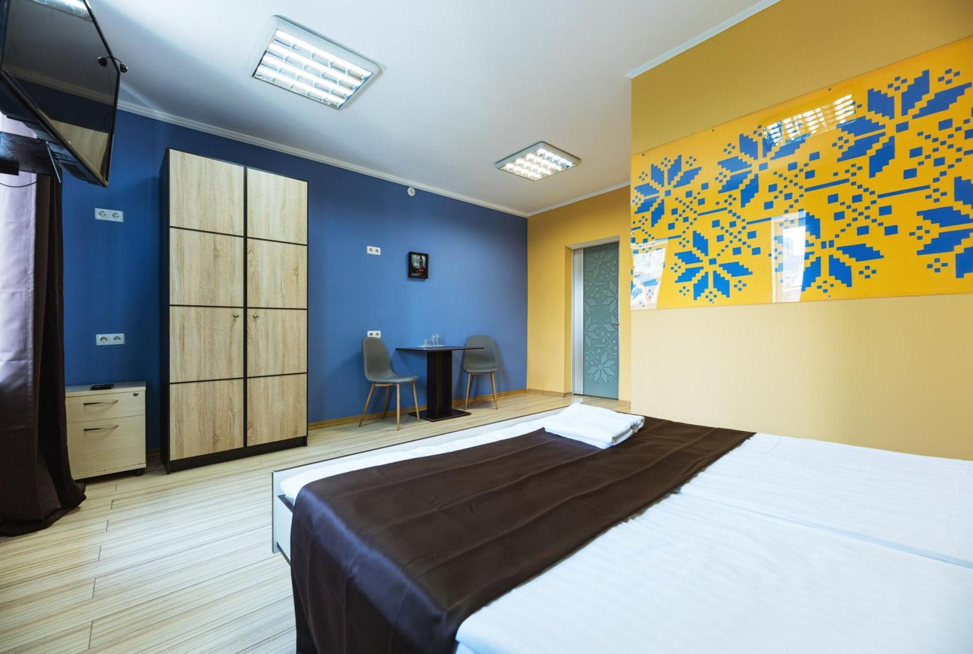 Guest House "Vladimirskaya 42" Kijów Zewnętrze zdjęcie