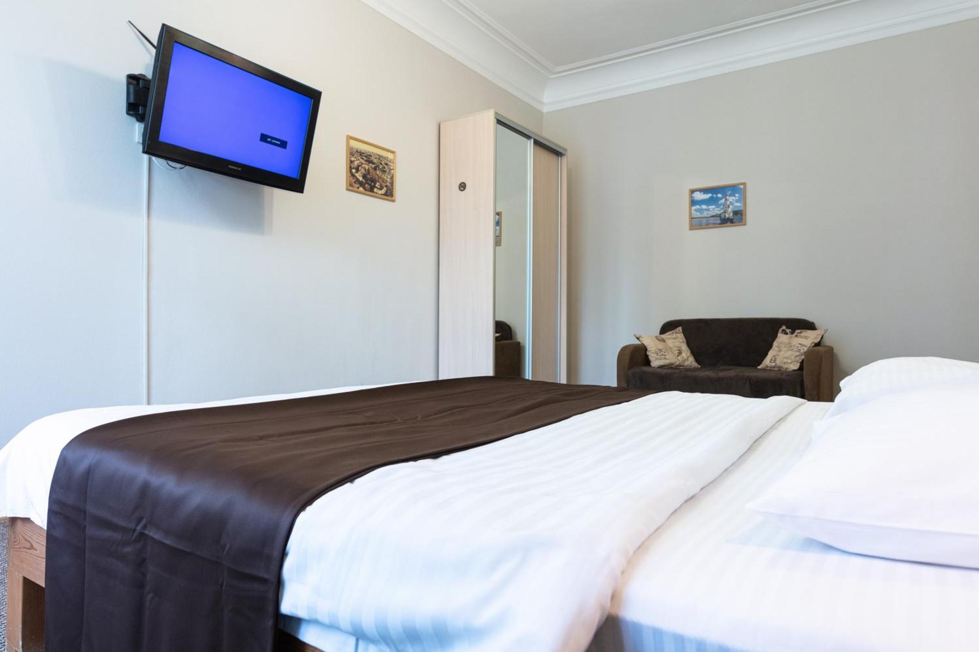 Guest House "Vladimirskaya 42" Kijów Zewnętrze zdjęcie