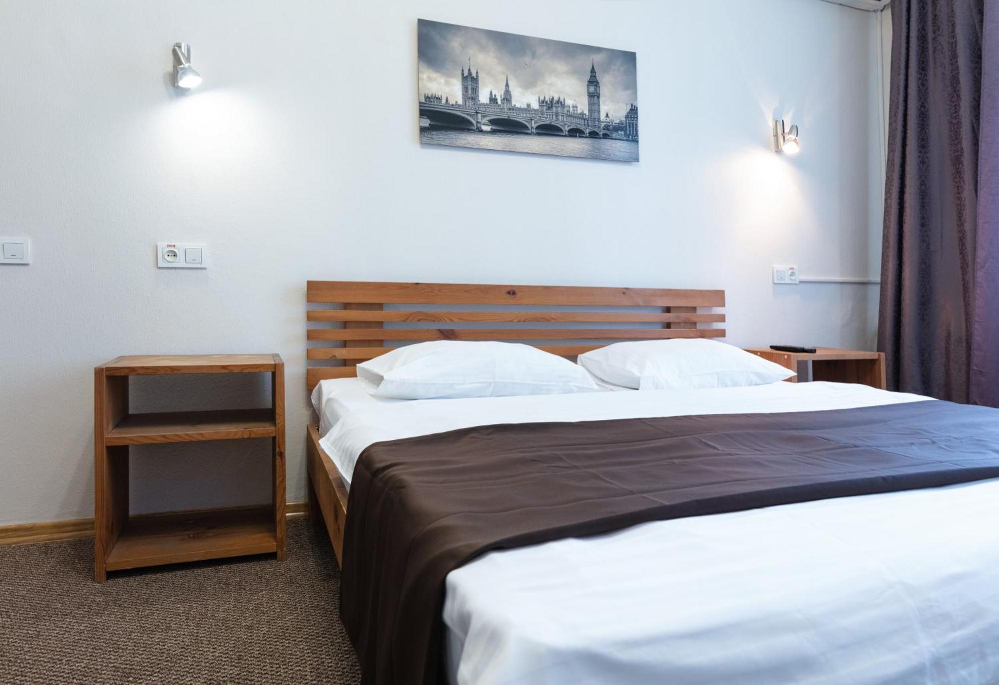 Guest House "Vladimirskaya 42" Kijów Zewnętrze zdjęcie