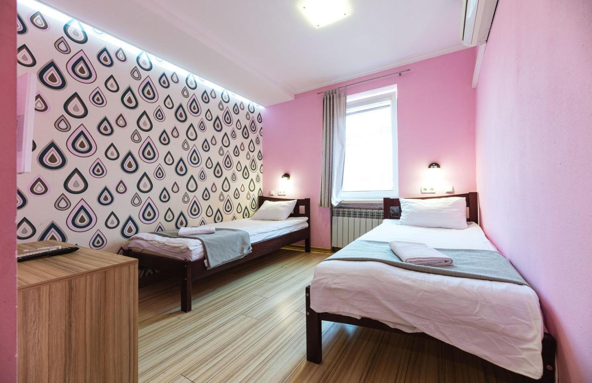 Guest House "Vladimirskaya 42" Kijów Zewnętrze zdjęcie