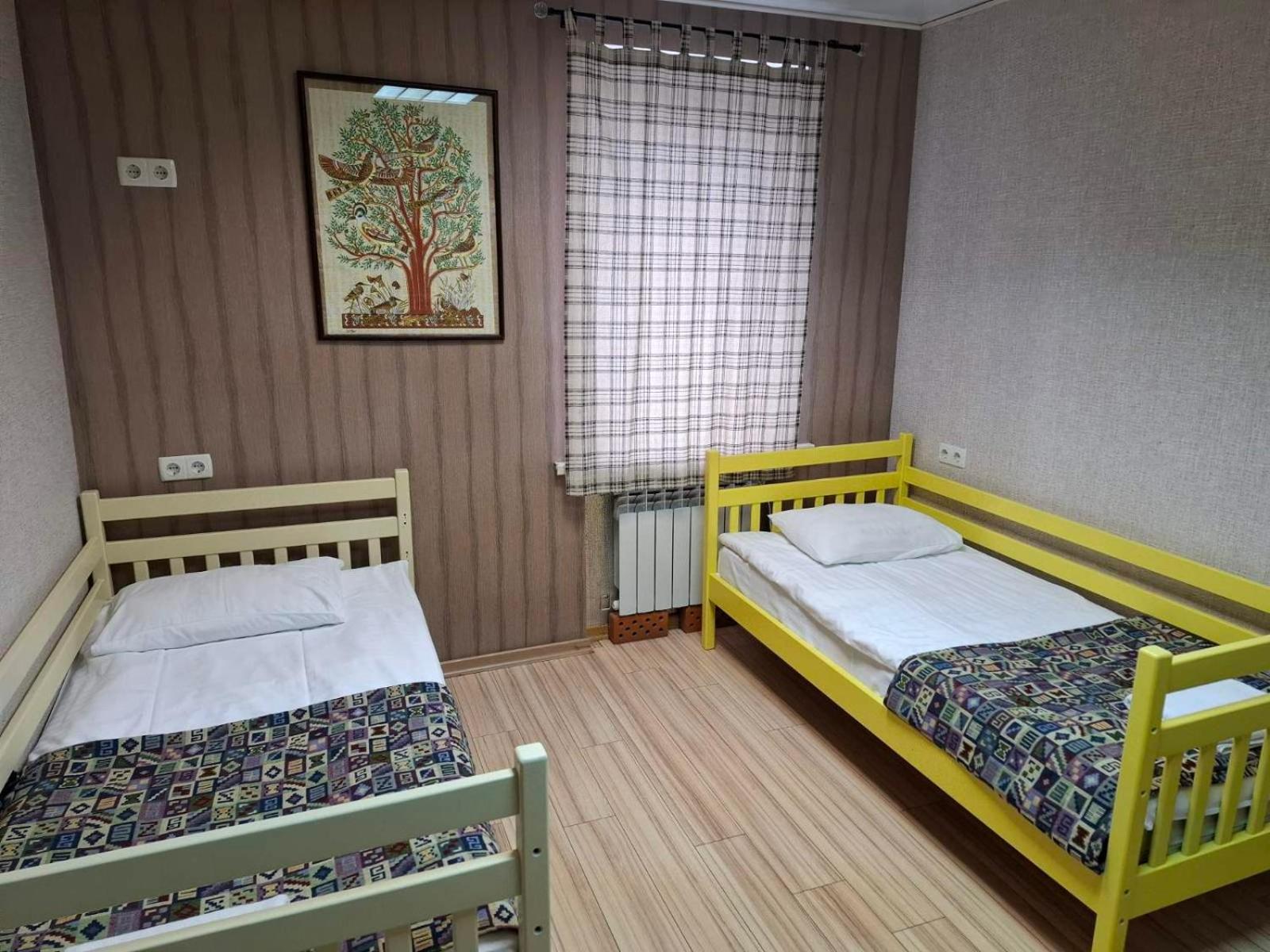 Guest House "Vladimirskaya 42" Kijów Zewnętrze zdjęcie