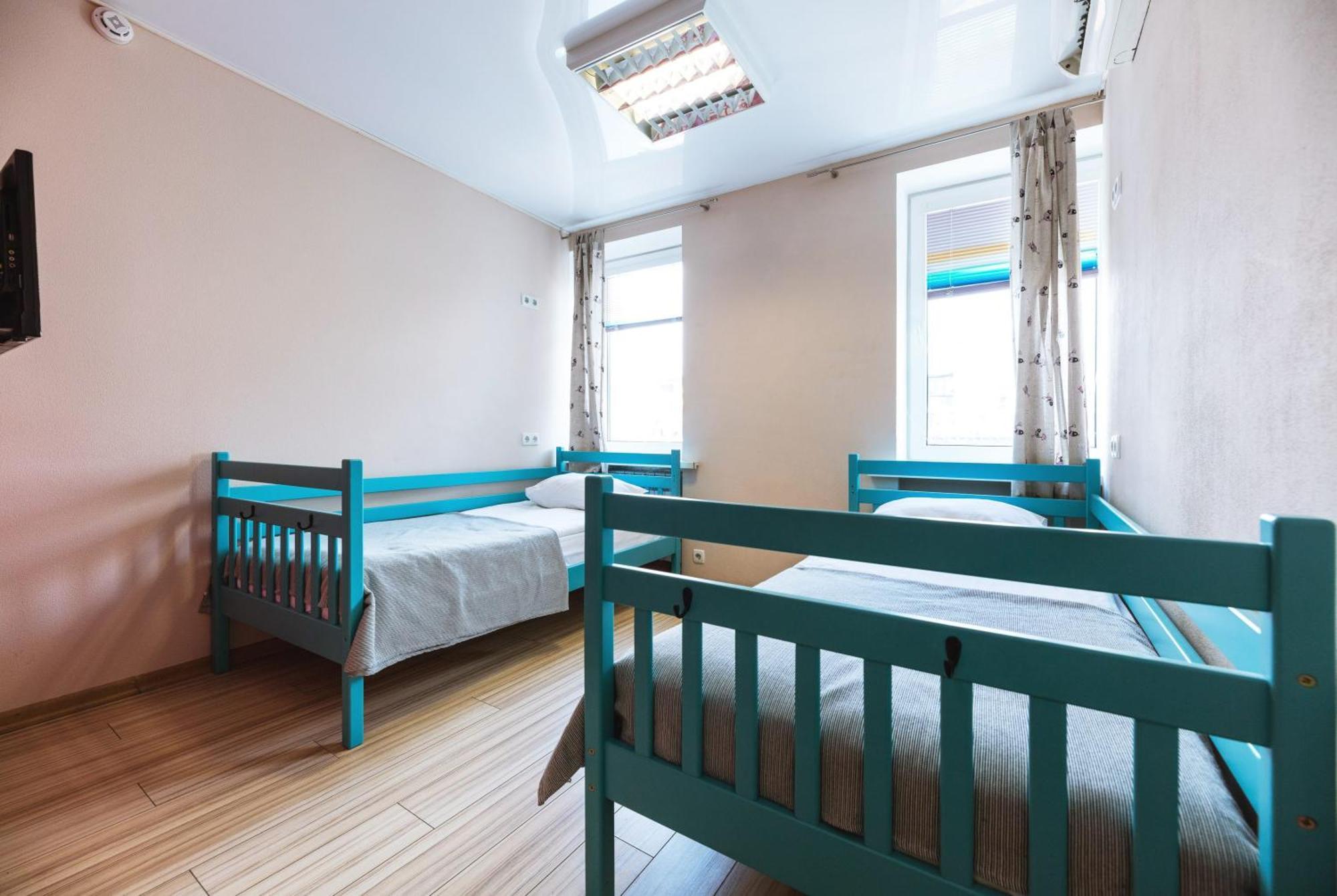 Guest House "Vladimirskaya 42" Kijów Zewnętrze zdjęcie